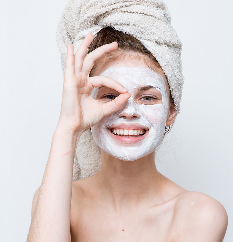 TRATTAMENTO ESFOLIANTE + MASSAGGIO RELAX + MASCHERA VISO